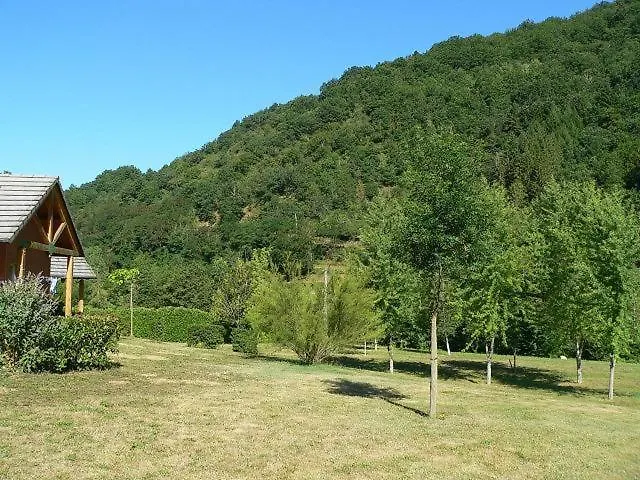 Holiday park Saint-Geniez D'Olt - Residence Le Colombier France