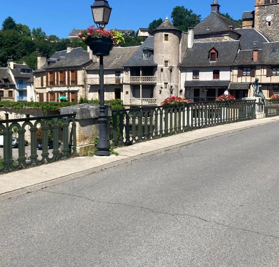 Holiday park Saint-Geniez D'Olt - Residence Le Colombier France